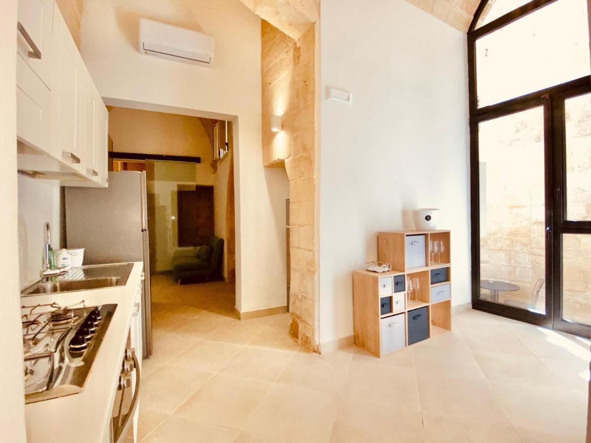 Casa Nathalie - Au Coeur Du Baroque Apartment Лече Екстериор снимка