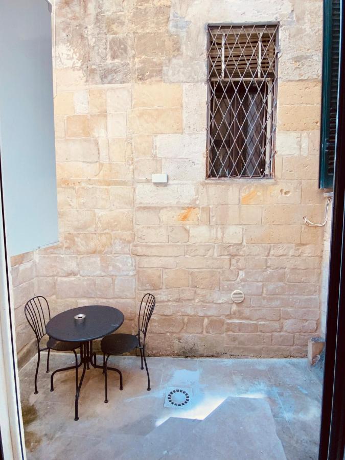 Casa Nathalie - Au Coeur Du Baroque Apartment Лече Екстериор снимка